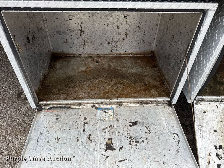 image for item EG5721 2018 Ford F650 Super Duty Crew Cab flatbed truck