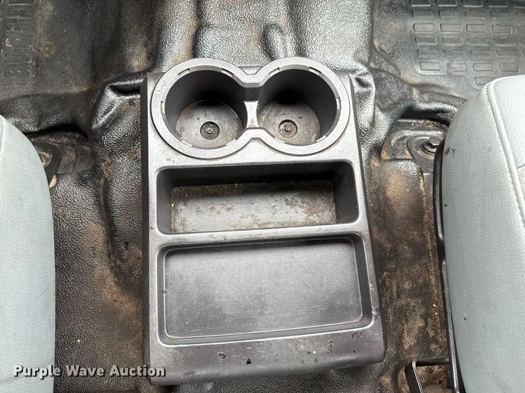 image for item EG5721 2018 Ford F650 Super Duty Crew Cab flatbed truck