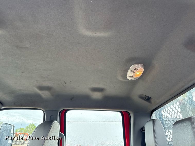 image for item EG5721 2018 Ford F650 Super Duty Crew Cab flatbed truck