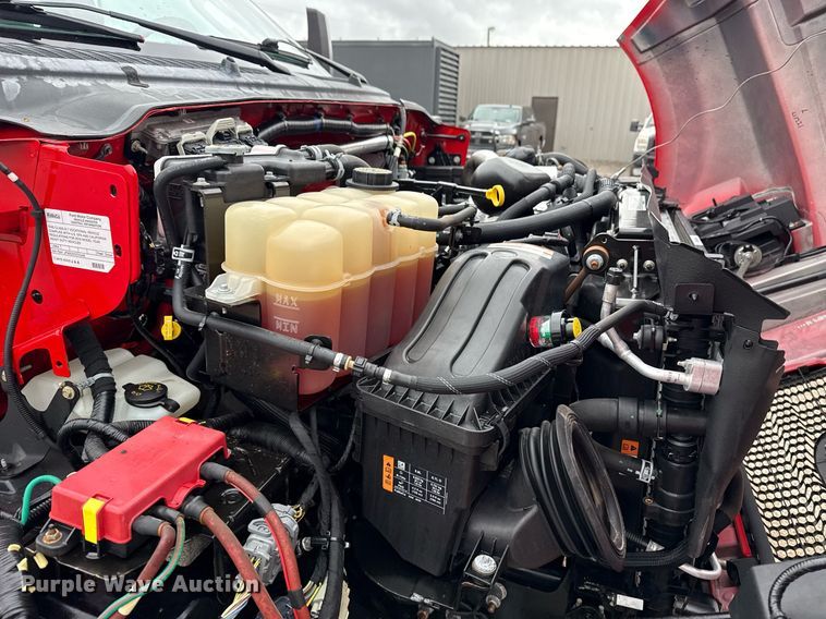 image for item EG5721 2018 Ford F650 Super Duty Crew Cab flatbed truck