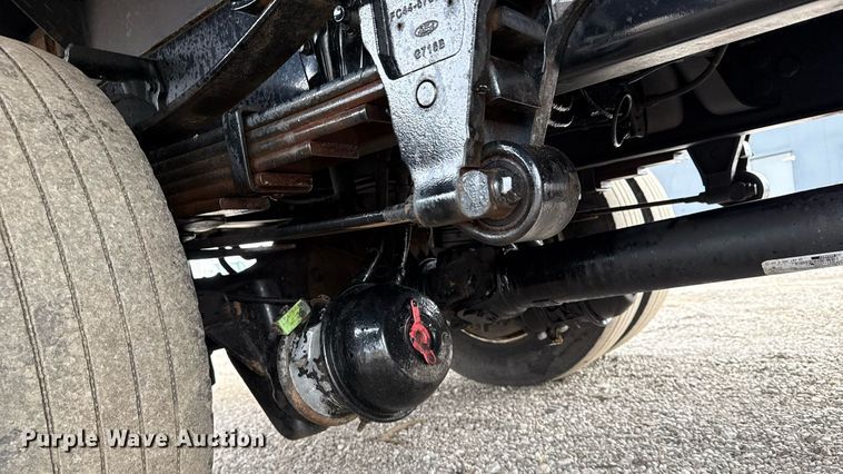 image for item EG5721 2018 Ford F650 Super Duty Crew Cab flatbed truck