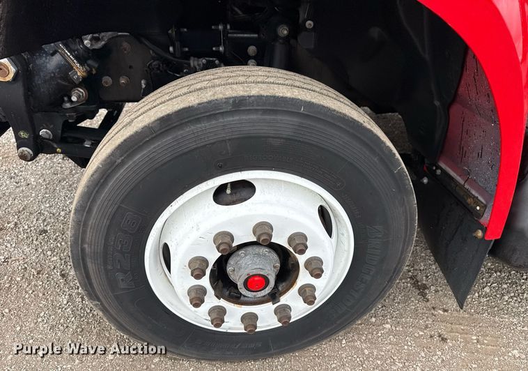 image for item EG5721 2018 Ford F650 Super Duty Crew Cab flatbed truck