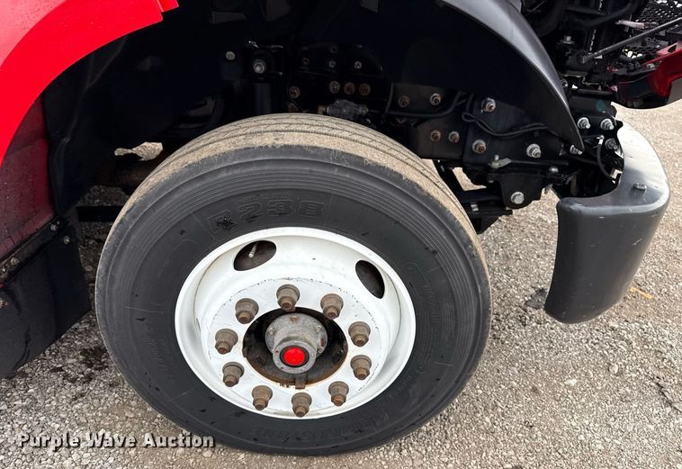 image for item EG5721 2018 Ford F650 Super Duty Crew Cab flatbed truck