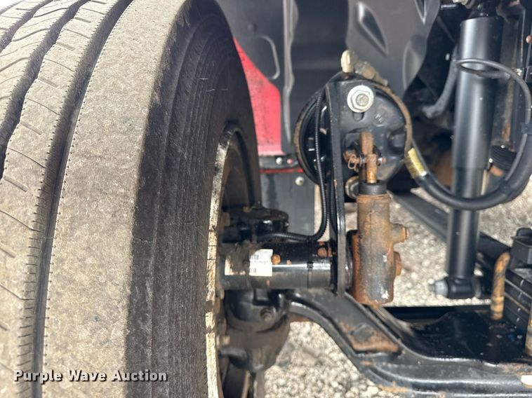 image for item EG5721 2018 Ford F650 Super Duty Crew Cab flatbed truck