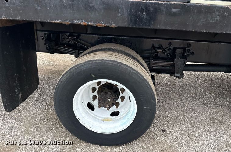 image for item EG5721 2018 Ford F650 Super Duty Crew Cab flatbed truck