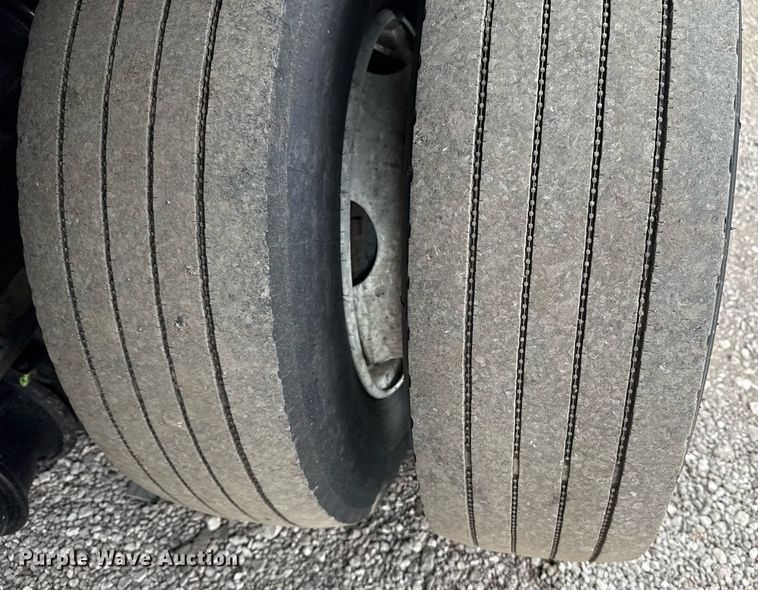 image for item EG5721 2018 Ford F650 Super Duty Crew Cab flatbed truck