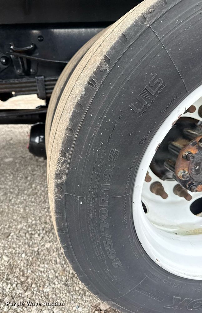 image for item EG5721 2018 Ford F650 Super Duty Crew Cab flatbed truck