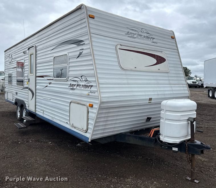 image for item EG5723 2004 Jayco Inc Jay Flight camper