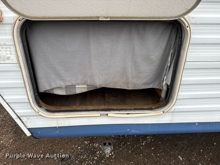 image for item EG5723 2004 Jayco Inc Jay Flight camper