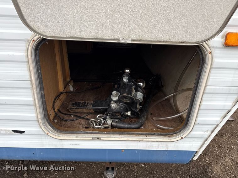 image for item EG5723 2004 Jayco Inc Jay Flight camper