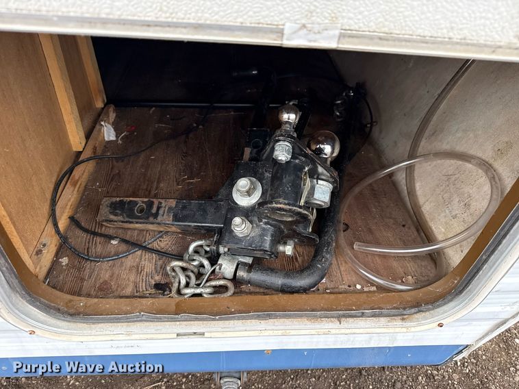 image for item EG5723 2004 Jayco Inc Jay Flight camper