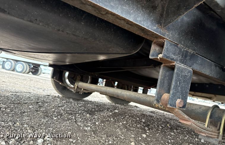 image for item EG5723 2004 Jayco Inc Jay Flight camper