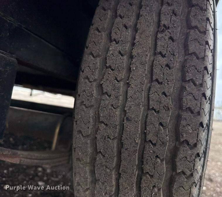 image for item EG5723 2004 Jayco Inc Jay Flight camper