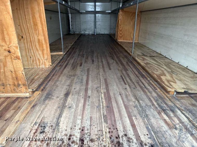 image for item EG5726 2016 Ford F650 Super Duty box truck