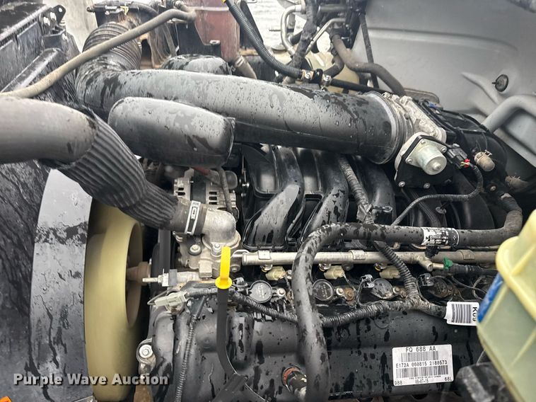 image for item EG5726 2016 Ford F650 Super Duty box truck