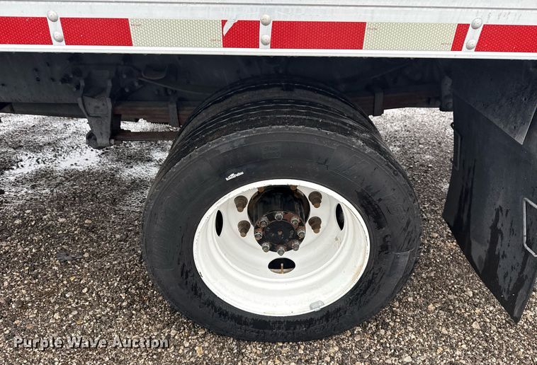 image for item EG5726 2016 Ford F650 Super Duty box truck