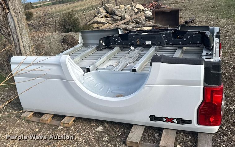 image for item EG6205 Ford pick up bed