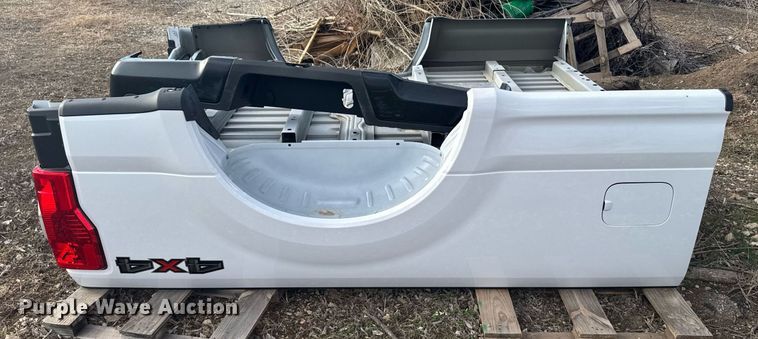 image for item EG6205 Ford pick up bed