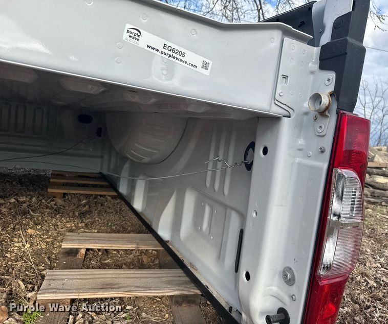image for item EG6205 Ford pick up bed