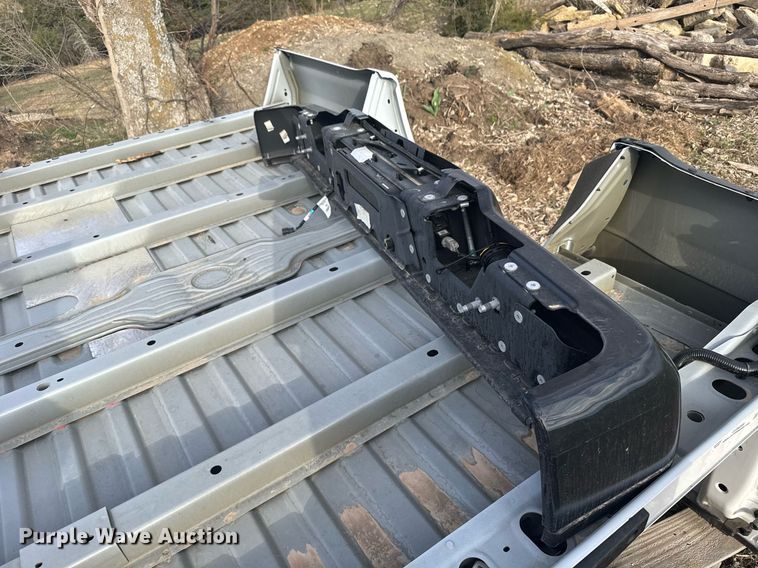 image for item EG6205 Ford pick up bed
