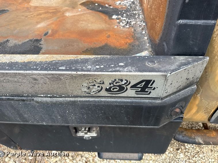 image for item EG6273 Deweze 684 hydraulic bale bed