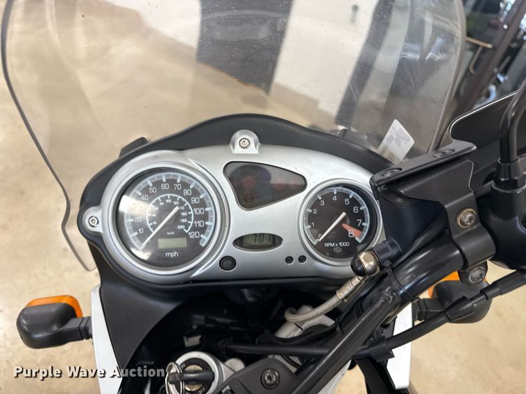 image for item EG8069 2002 BMW F 650 motorcycle