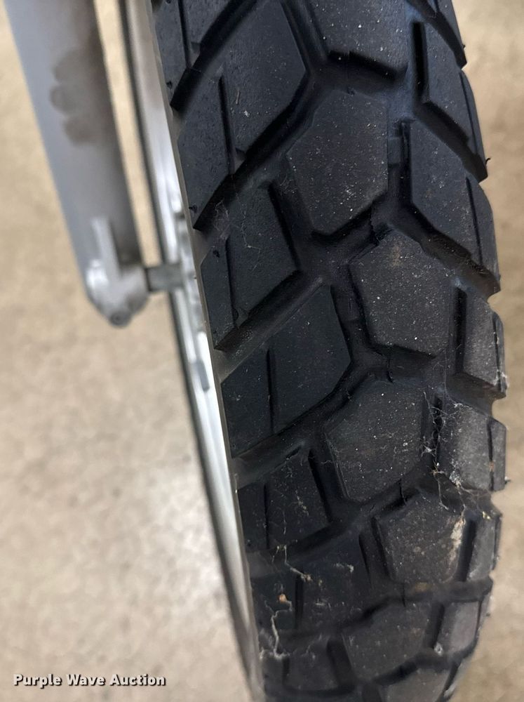 image for item EG8069 2002 BMW F 650 motorcycle