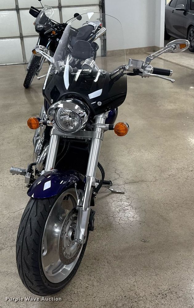 image for item EG8070 2002 Honda VTX1800C motorcycle