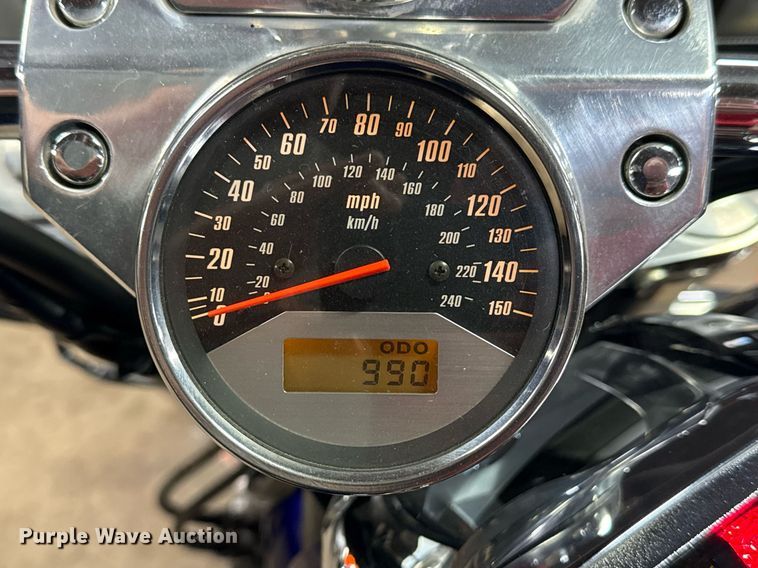 image for item EG8070 2002 Honda VTX1800C motorcycle