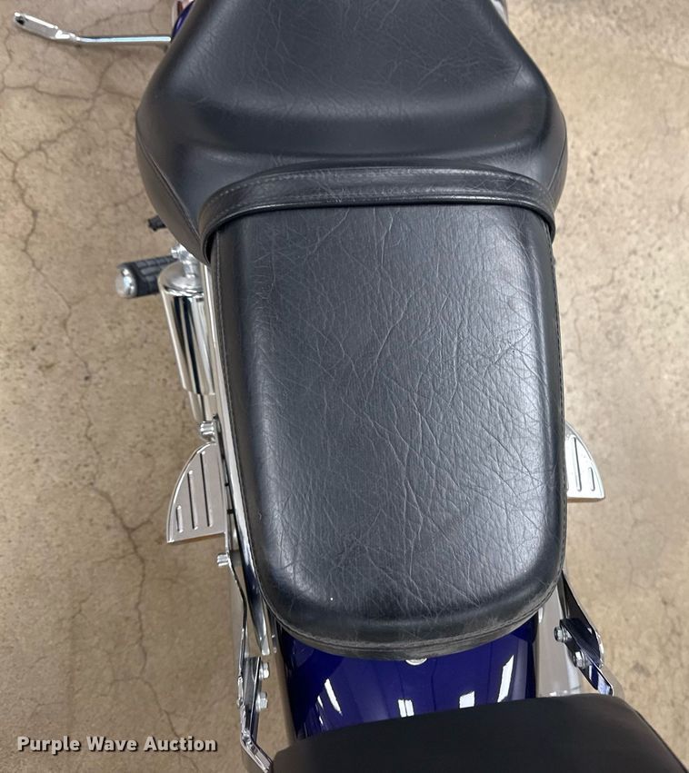 image for item EG8070 2002 Honda VTX1800C motorcycle