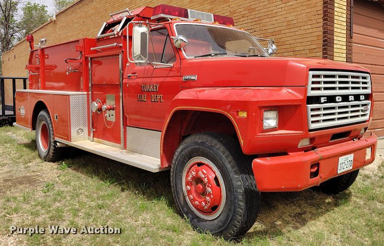 image for item EH0216 1980 Ford F700 pumper fire truck