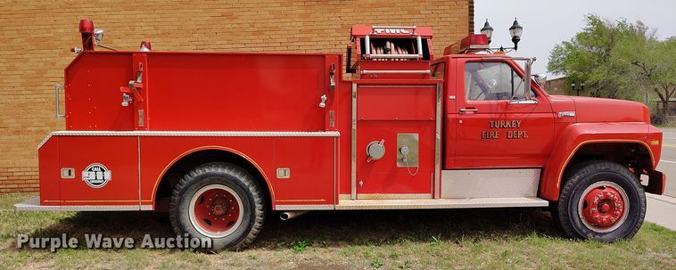 image for item EH0216 1980 Ford F700 pumper fire truck