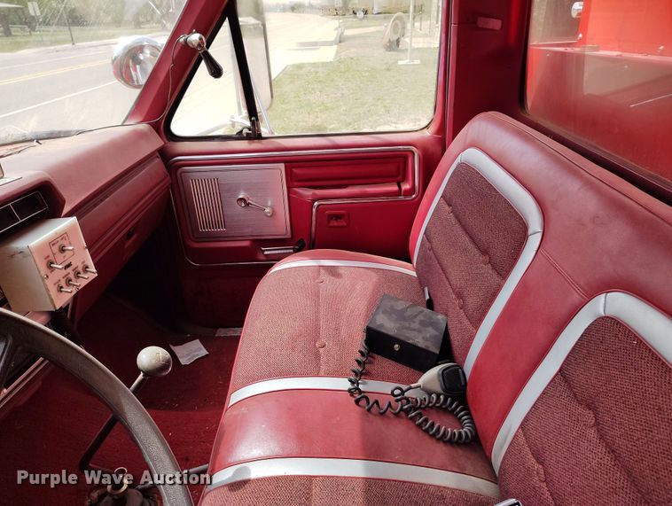 image for item EH0216 1980 Ford F700 pumper fire truck