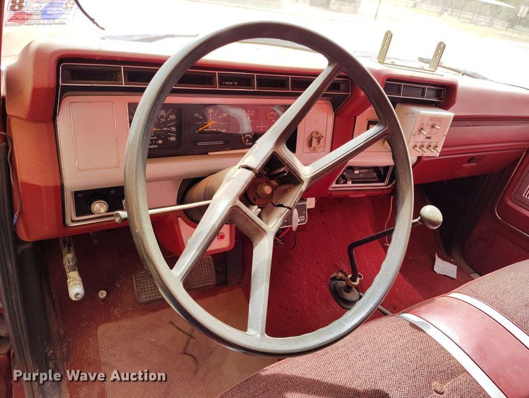 image for item EH0216 1980 Ford F700 pumper fire truck