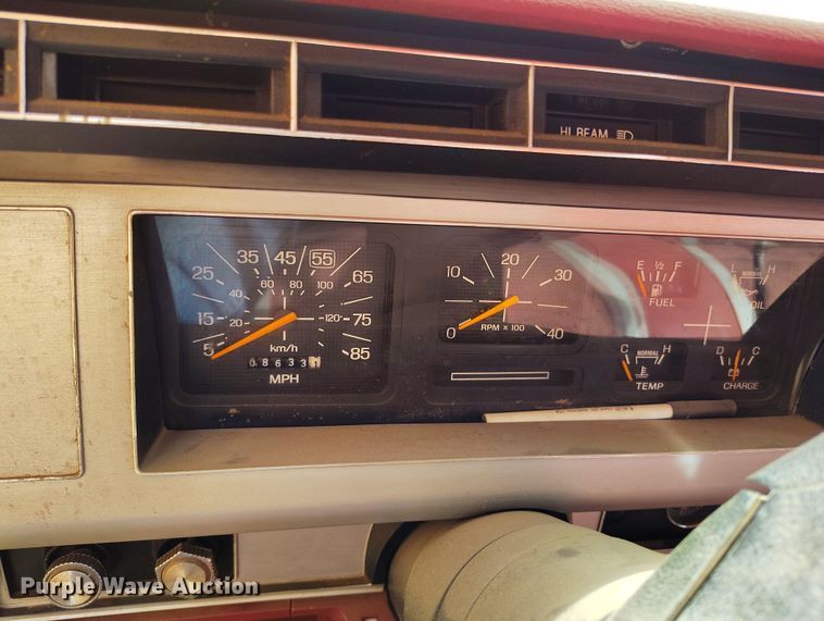 image for item EH0216 1980 Ford F700 pumper fire truck