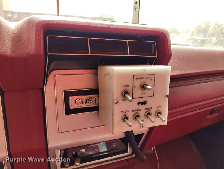 image for item EH0216 1980 Ford F700 pumper fire truck