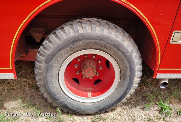 image for item EH0216 1980 Ford F700 pumper fire truck