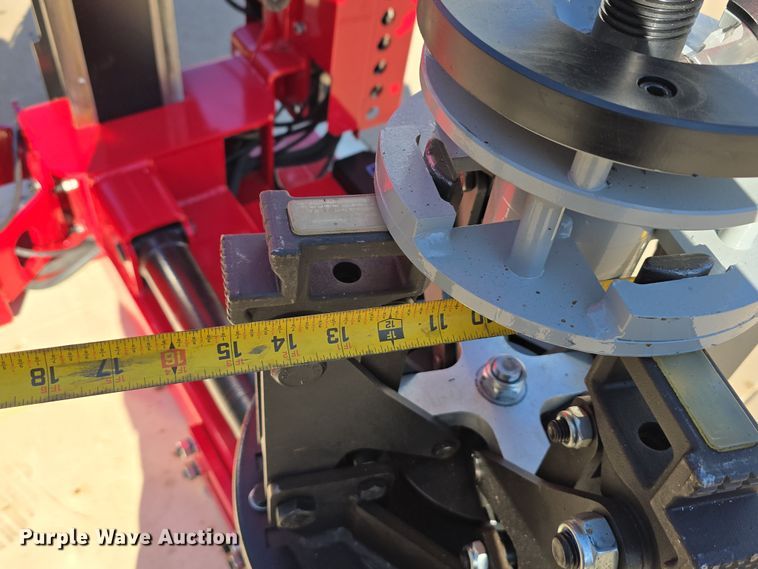 image for item EH8773 2023 Aston Technologies ATC-3700 tire machine