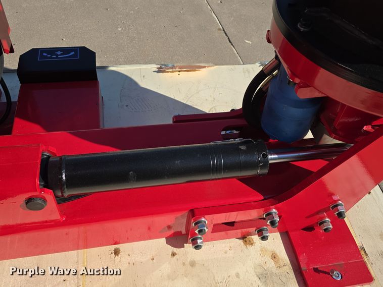 image for item EH8773 2023 Aston Technologies ATC-3700 tire machine