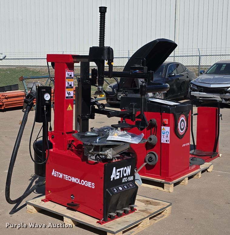 image for item EH8777 Tire machines