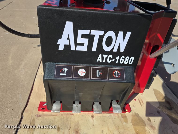 image for item EH8777 Tire machines