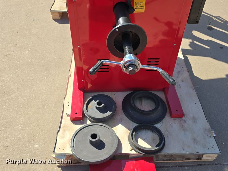 image for item EH8777 Tire machines