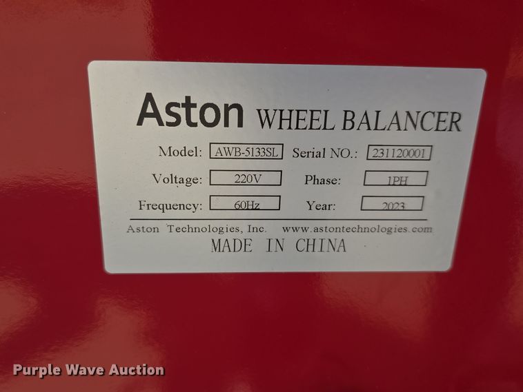 image for item EH8777 Tire machines