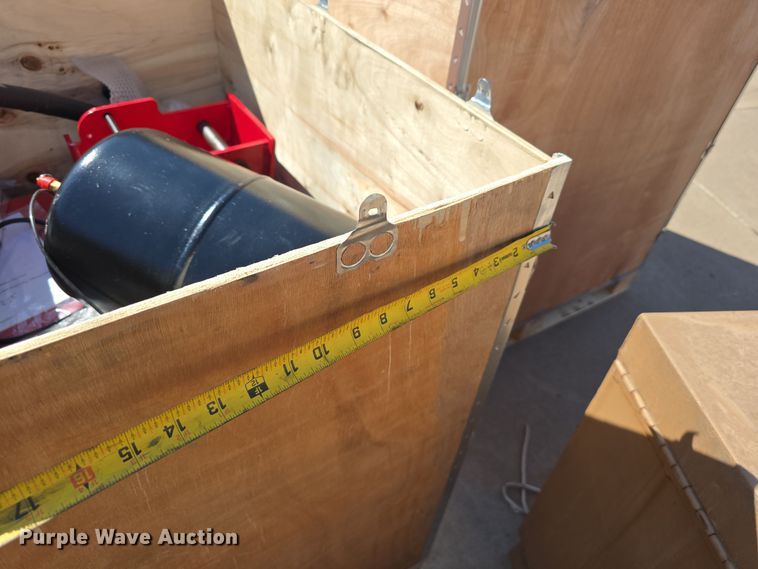 image for item EH8778 Tire machines