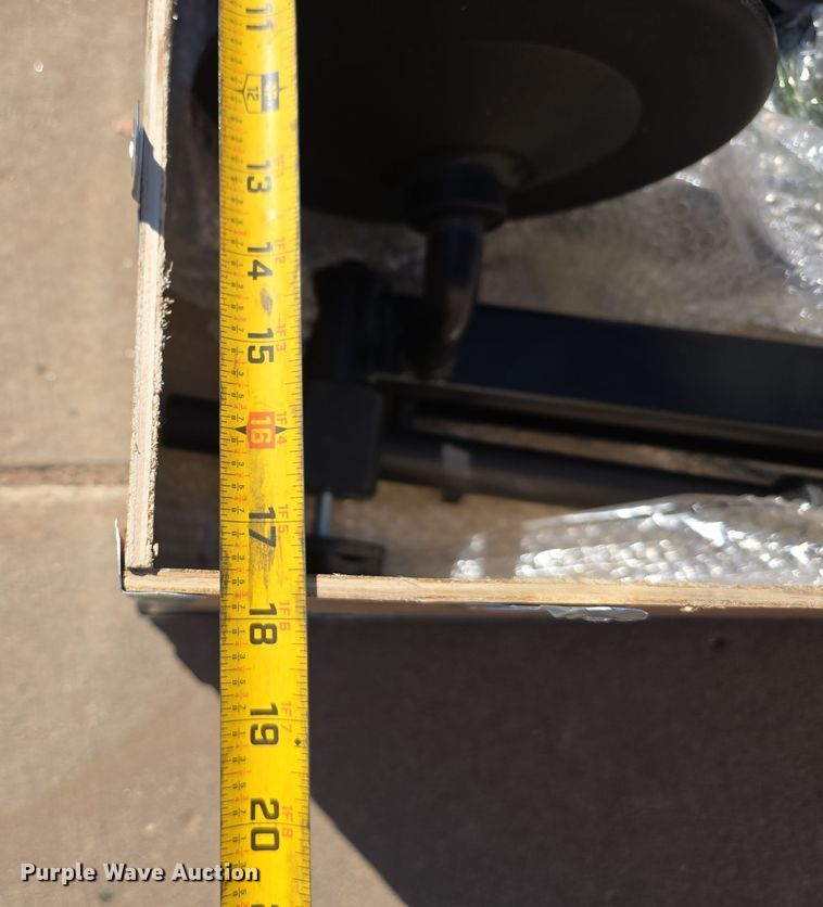 image for item EH8778 Tire machines