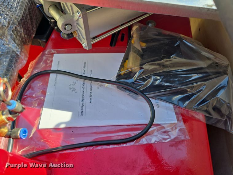 image for item EH8778 Tire machines