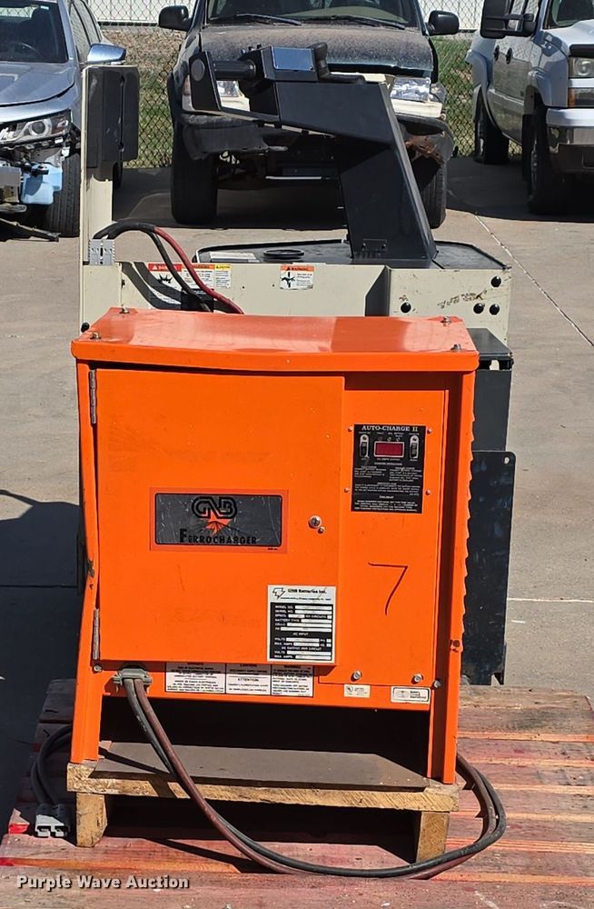 image for item EH8779 Crown PR3020-60 pallet jack