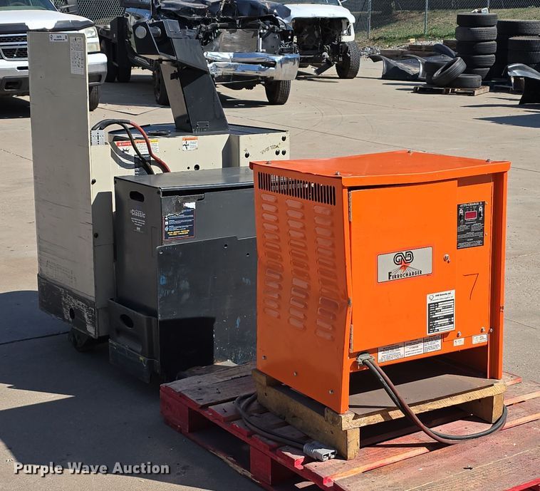 image for item EH8779 Crown PR3020-60 pallet jack