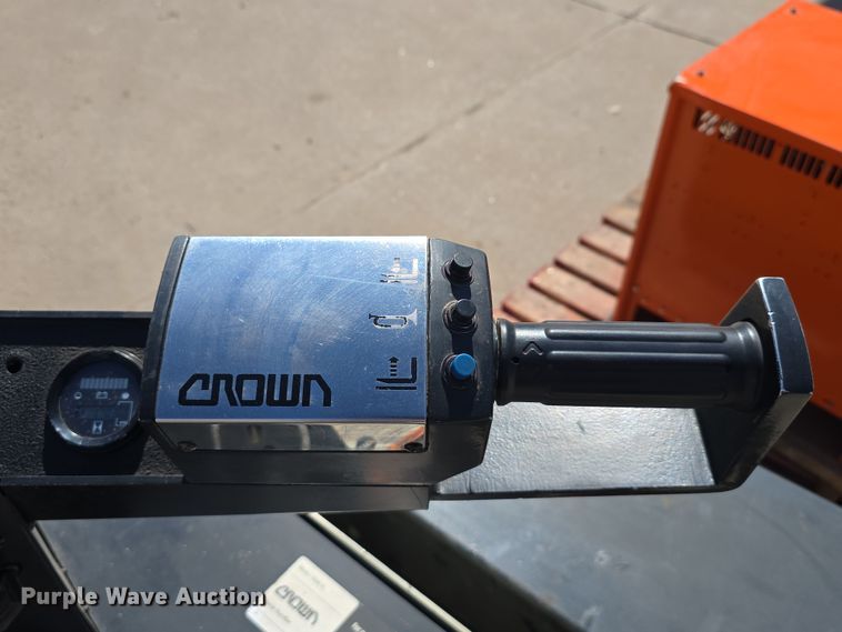 image for item EH8779 Crown PR3020-60 pallet jack