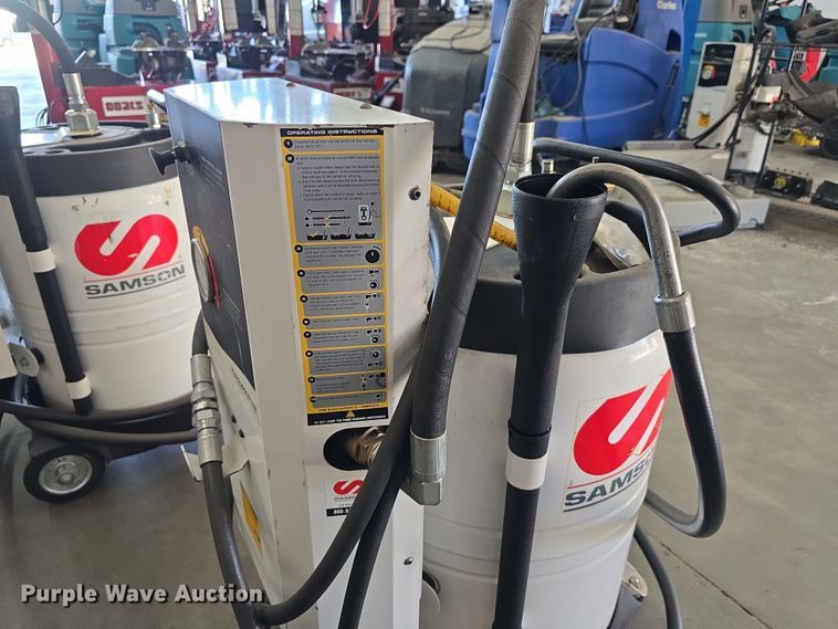 image for item EH8780 (4) Samson Evacumaster oil suction units